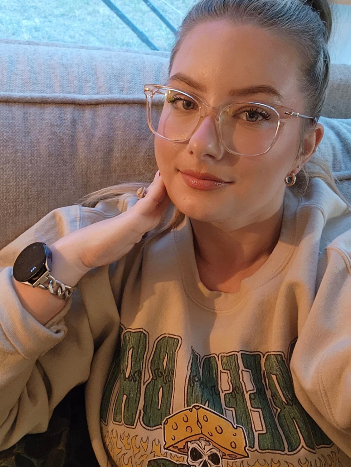 THICK🍑, WET💦, HORNY🔞. SLIDE IN 📥