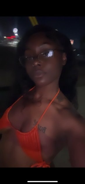 Chocolate drop 🍫💝