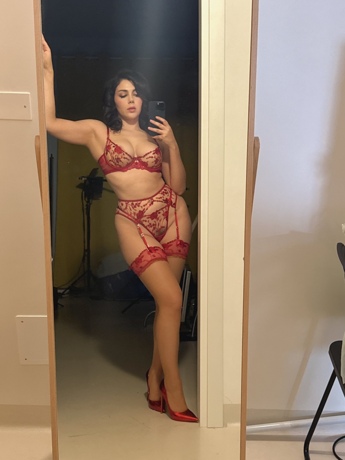 New fresh hooker in town for your unforgettable enjoyment experience book me now