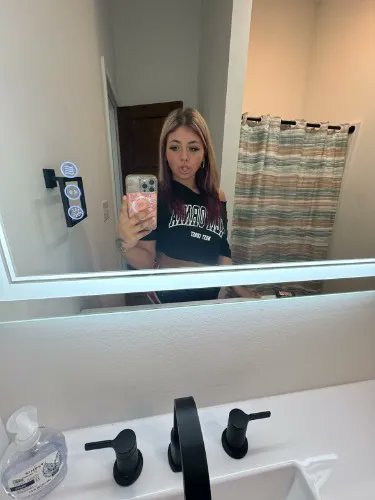 I'm new in town and looking for regulars and even some one timers❤️❤️❤