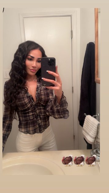 Fit Latina Barbie doll