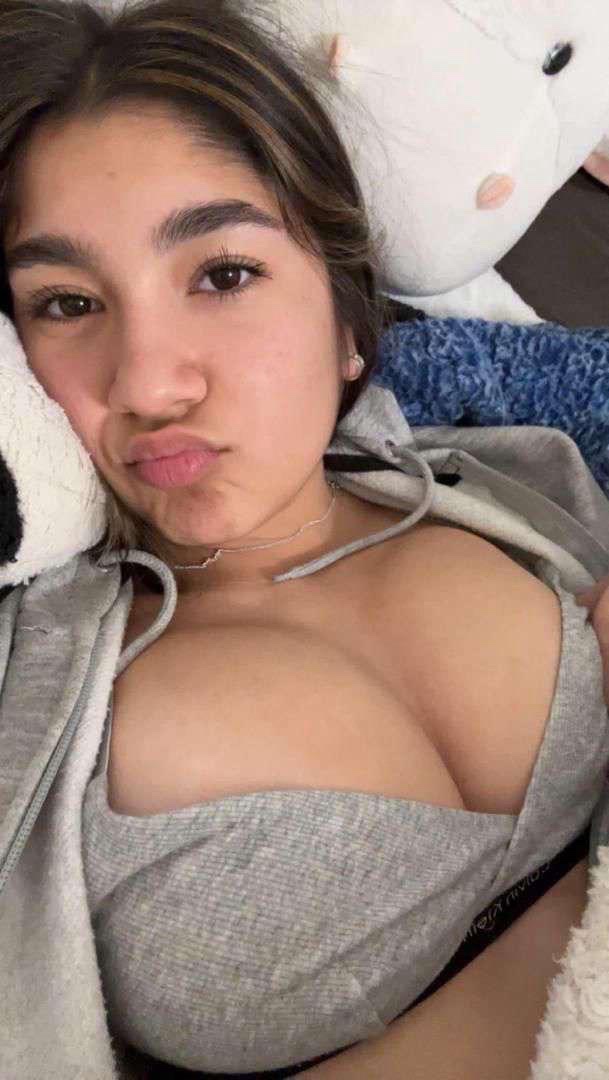 i’m down to fuck 🍆🍑 text my number +12146200665