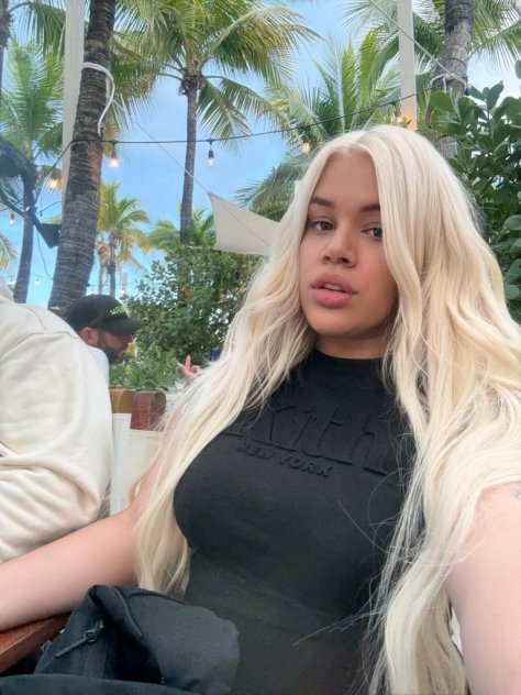 Nueva y Mojadita (239) 933-7995 GFE TRIOS 69