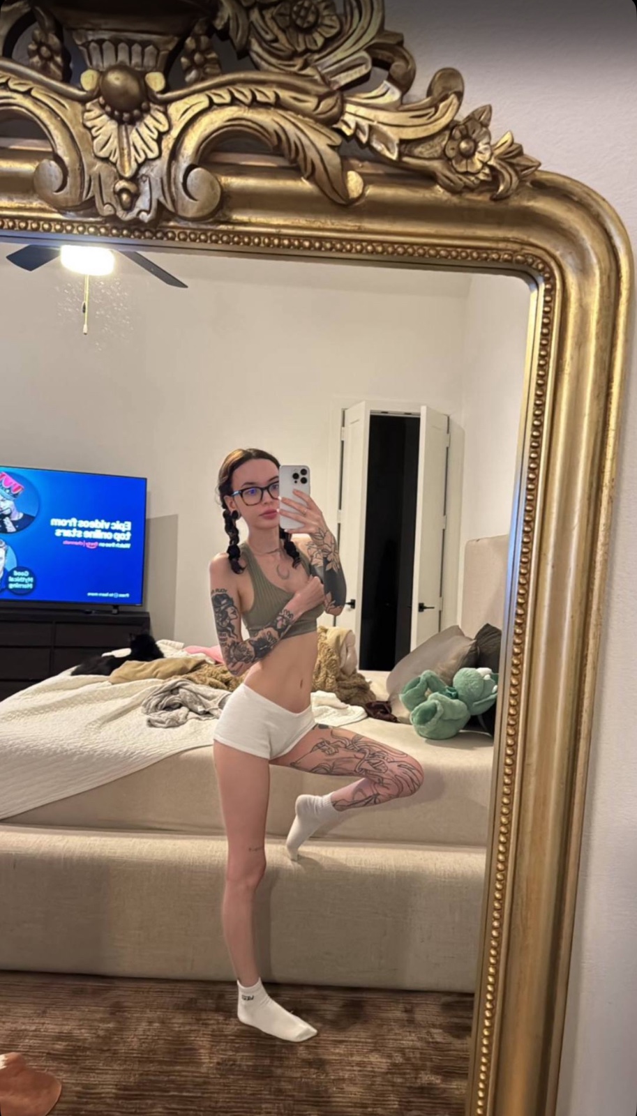 Hi sugar pussy lovers ....i'm an independent girl looking for perfect playmate. Great  attitude, Goo