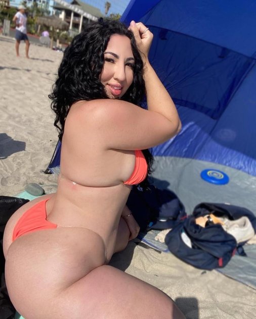 I’m Angie, come enjoy the best time with me😍