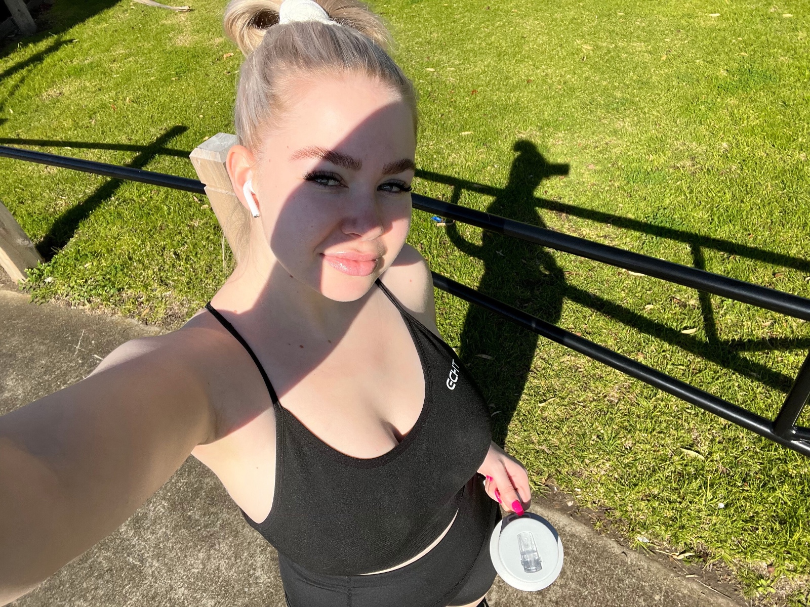 I’m not charging—just looking to connect and enjoy good company. Feel free to reach out if you’re in