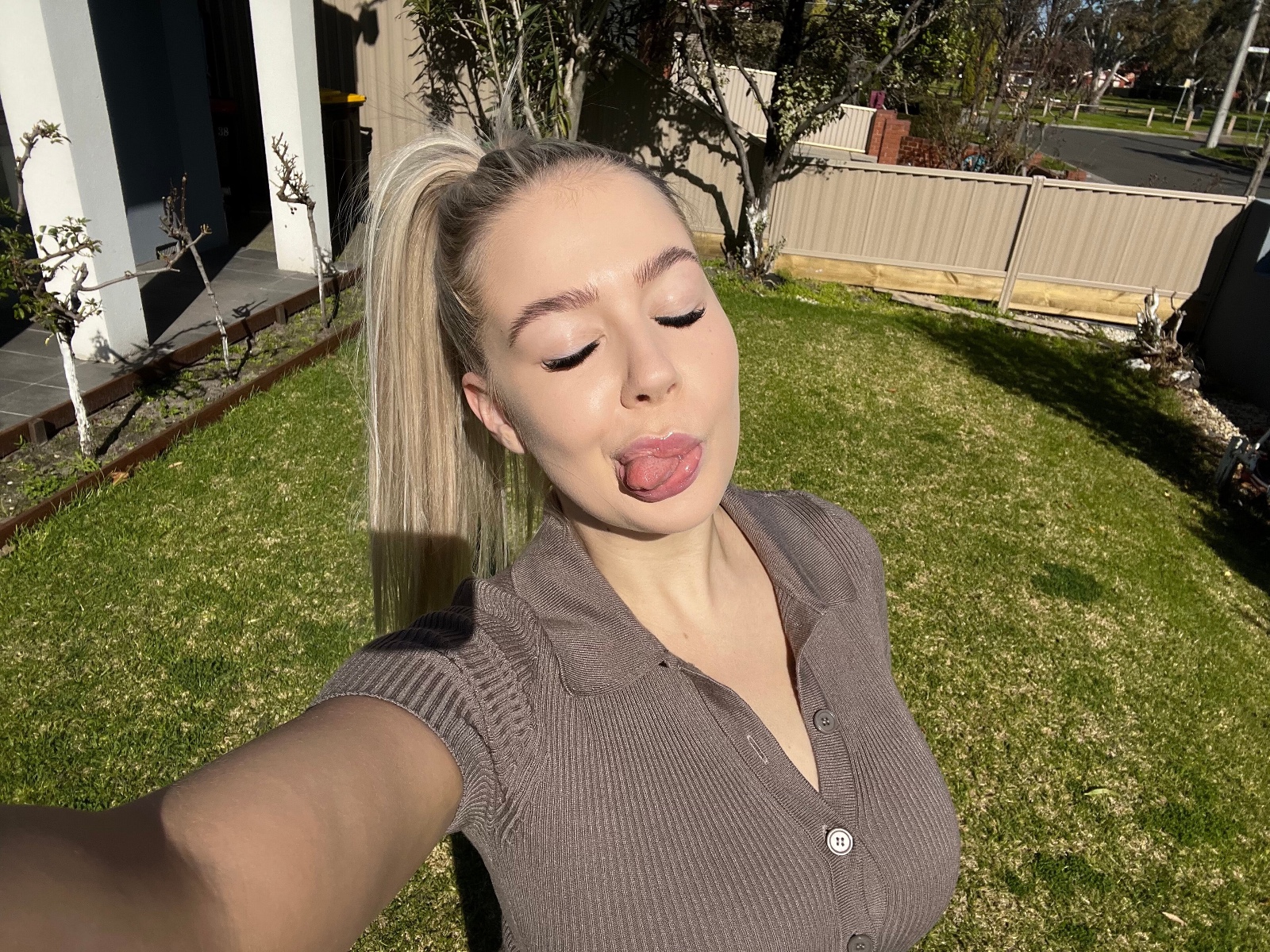 I’m not charging—just looking to connect and enjoy good company. Feel free to reach out if you’re in