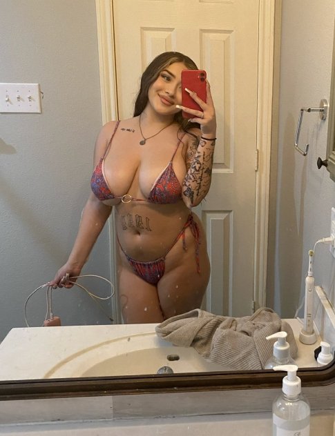 I’m available for both incall and outcall service, FaceTime fun