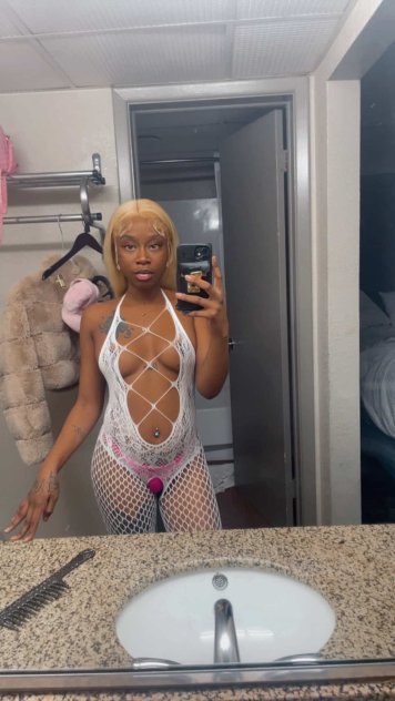 New In Town OUTCALLS ONLY