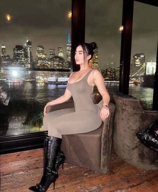 Atrevida, sensual… y toda para ti 😈😋