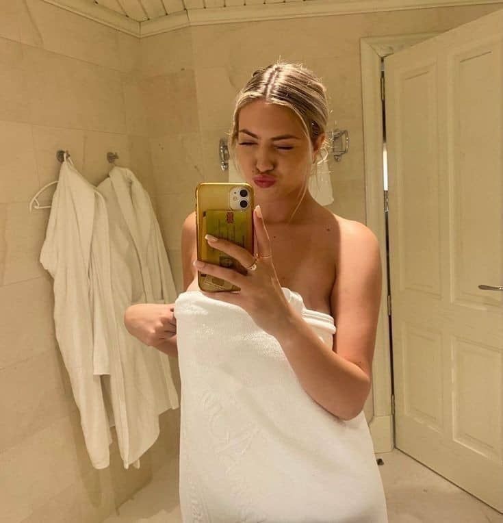 🫦🍑IM A WET !!!SEXY BADDIE and HOTTEST CHICK IN TOWN 🍑😘💋