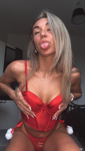 I’m available , treat me with love 💕 ☺️