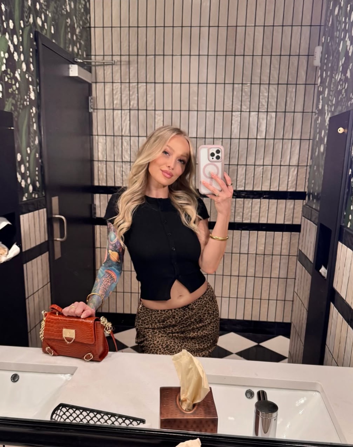 Available for fun💦👅🥰