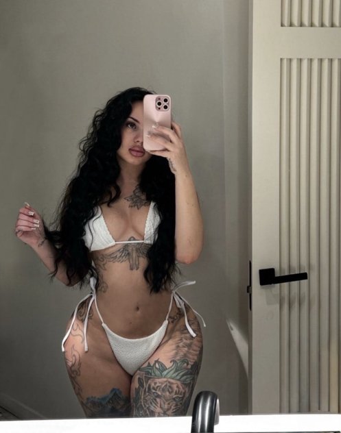 FT show nd content available. Incall or outcall service available