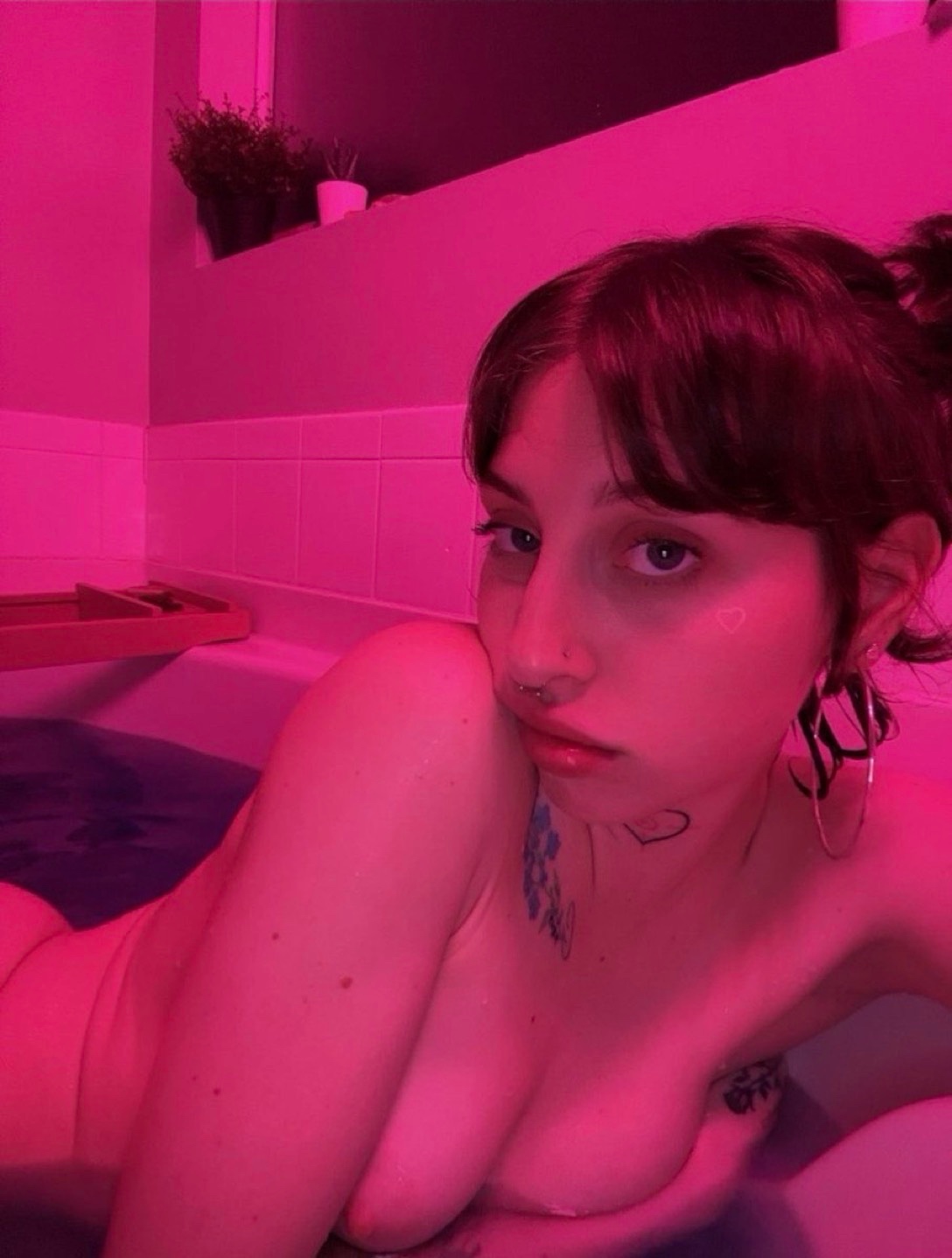 text me if you are interested ❤💜💙💛🧡💯 My Top service💕💕 🍎(**** with out condom or With Condom