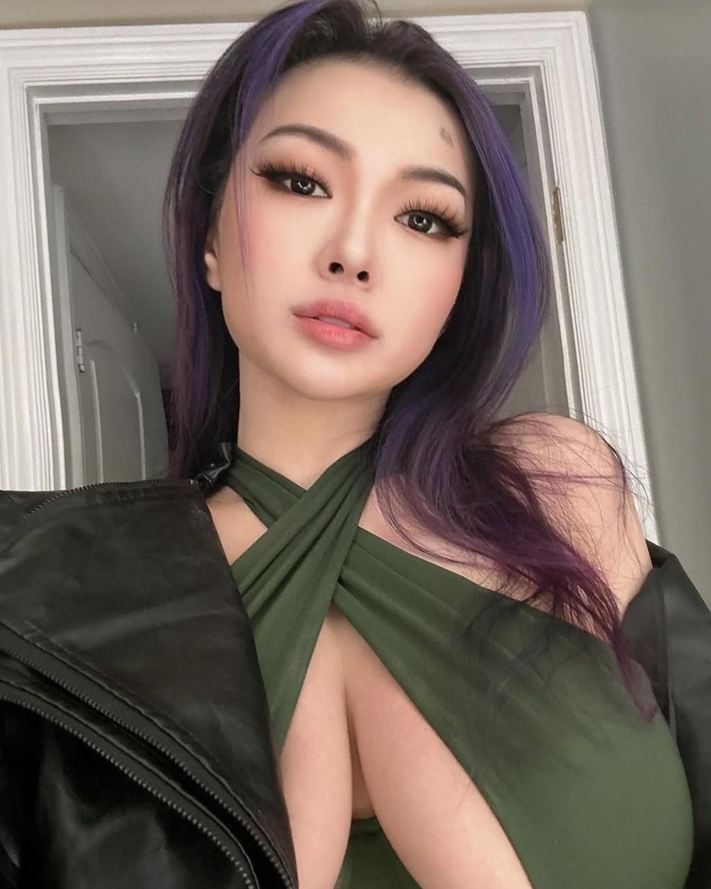 Naughty 👿 kitty 🐱 and juicy up for the fun…+16232094759