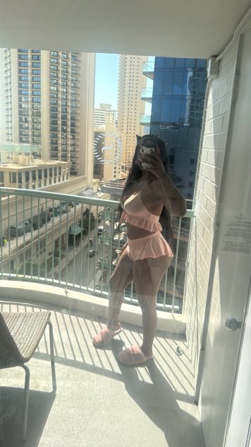 Upscale BombShell!! Curves like a RaceTrack! 💋💦