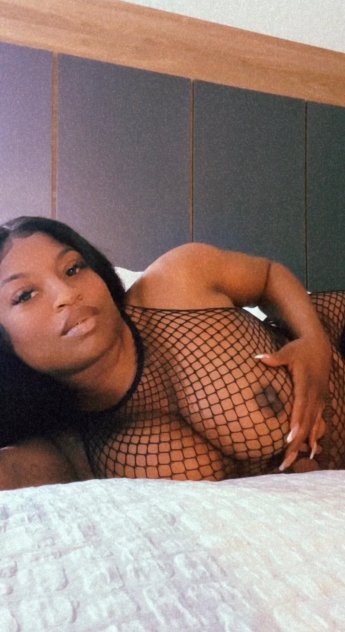 ____ E X O T I C___ P E T I T E___ P R I N C E S S