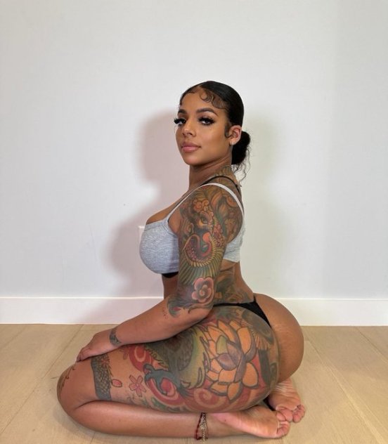 Am available don’t be shy  let have a great session full satisfaction.