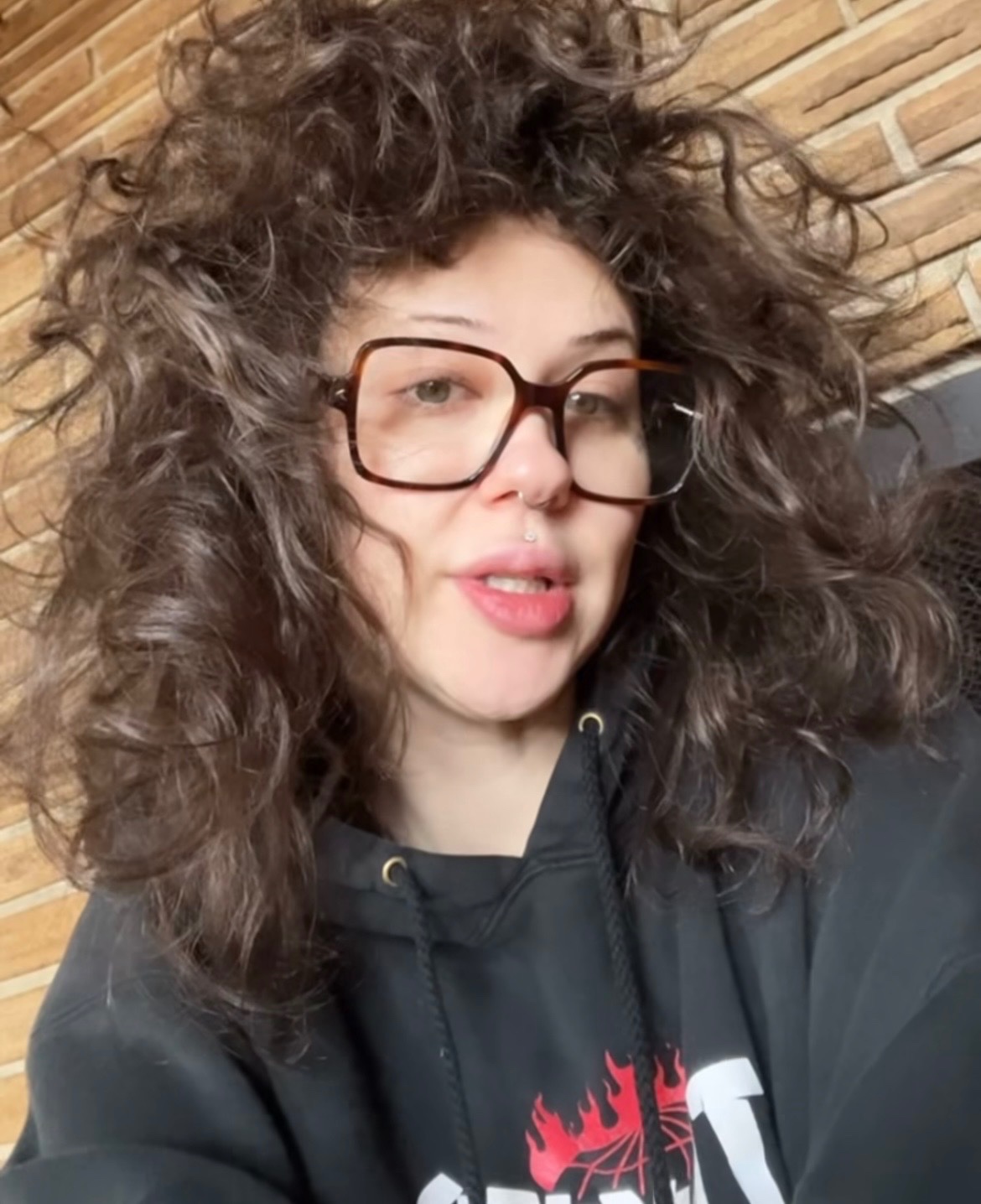 HMU I’m available for all fun love