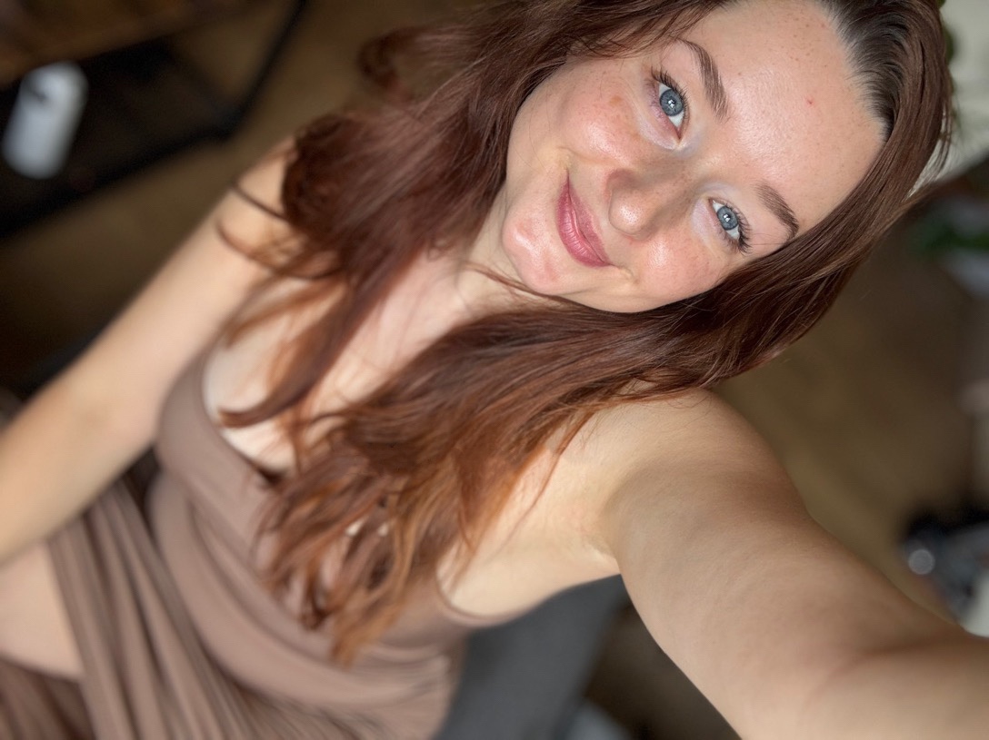 Available for a chill,discreet meetup with no strings attached.I’m the kind of woman you meet once a