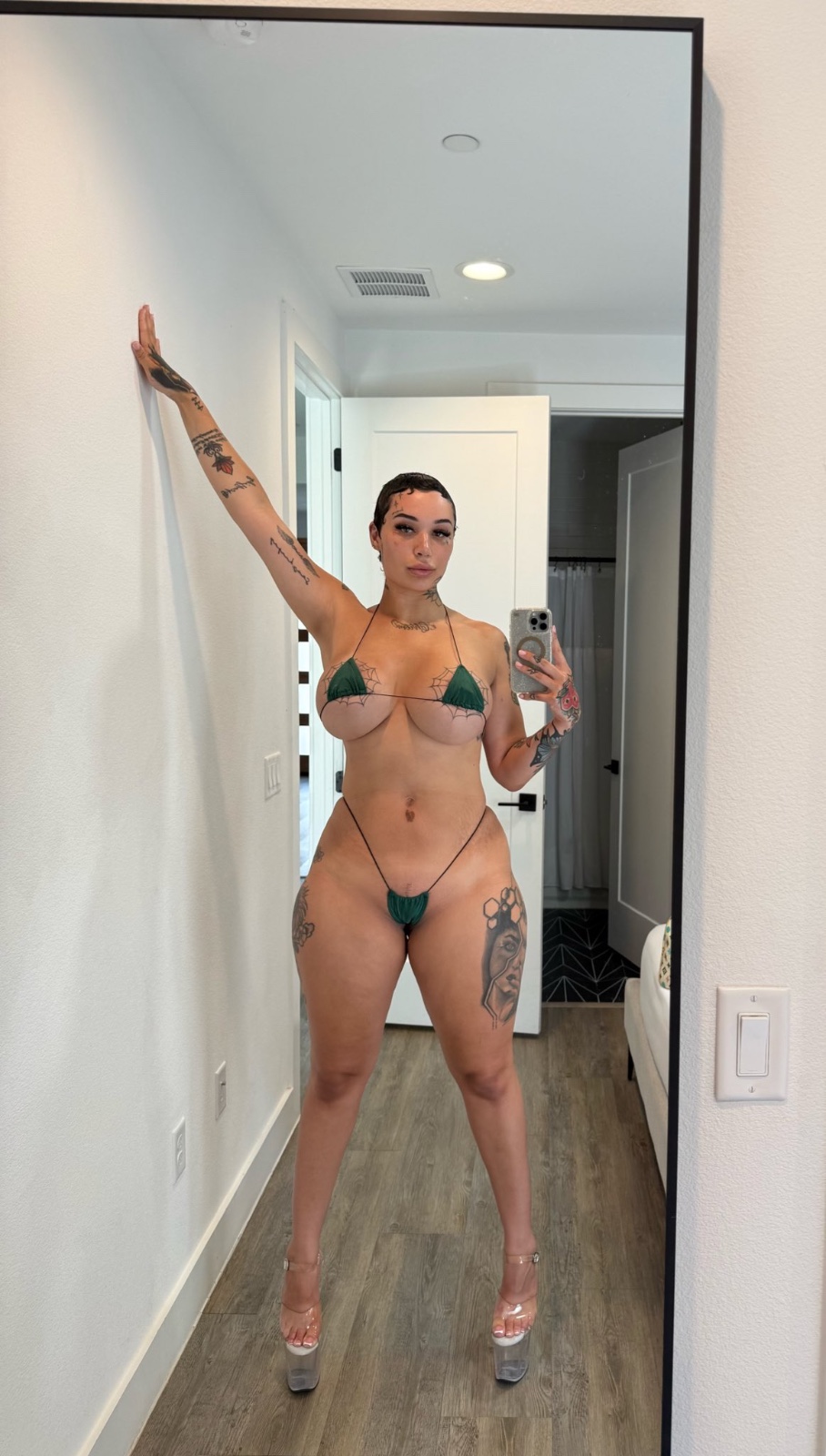 Curvy😍😍 Erotic 💖 Juicy 💦💦 BBW 😋😋 BIG TITS,ASS 😲💦😋😋WET HORNY ️