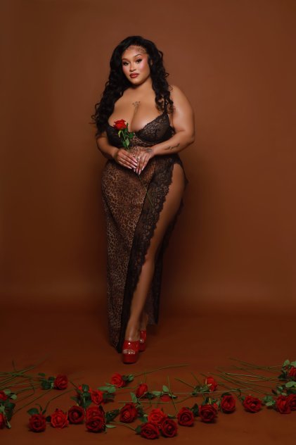 I look better than HER ☝🏽 & HER👇🏽