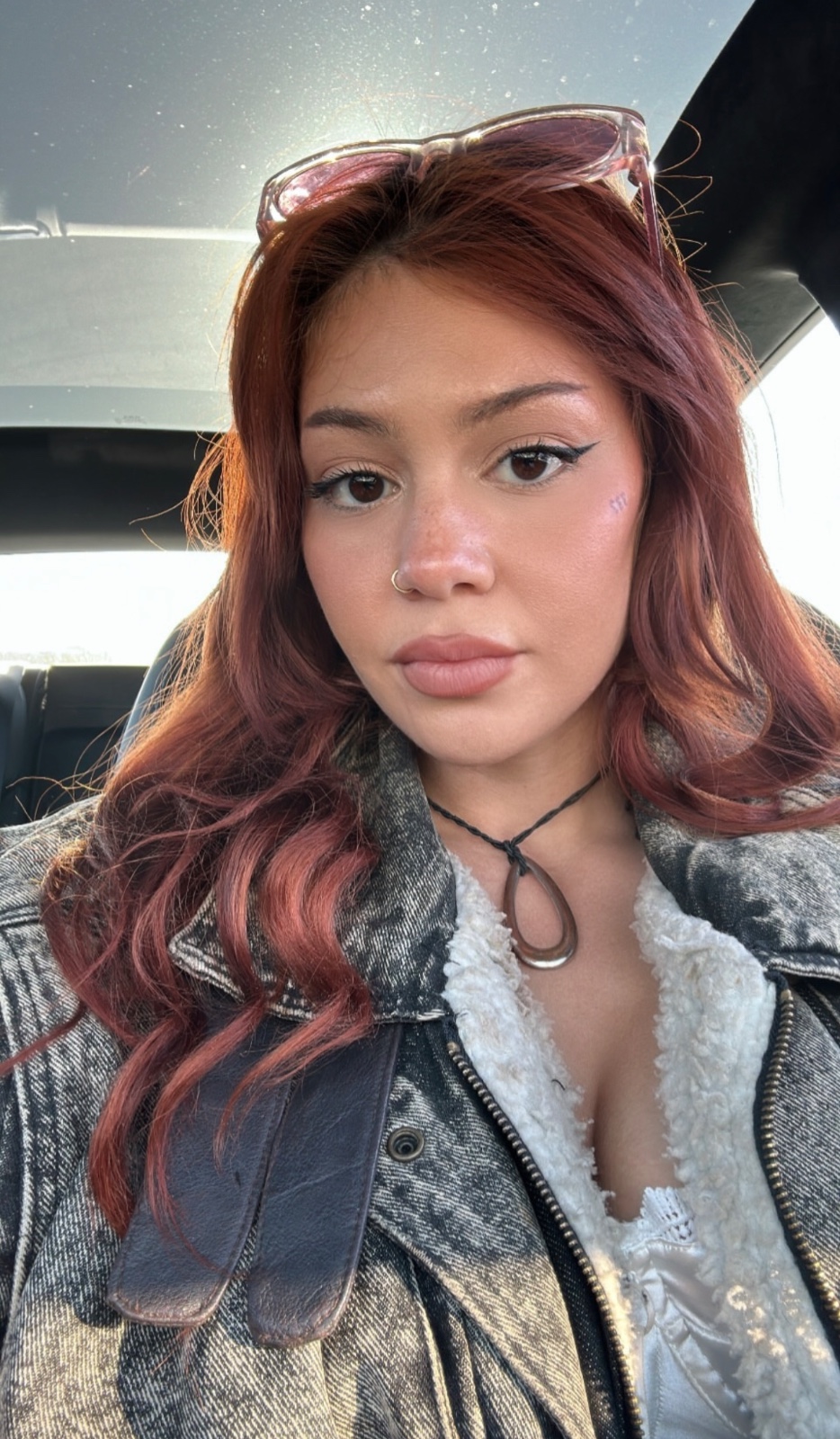 WOULD YOU GRAB OR BITE 💦💦?