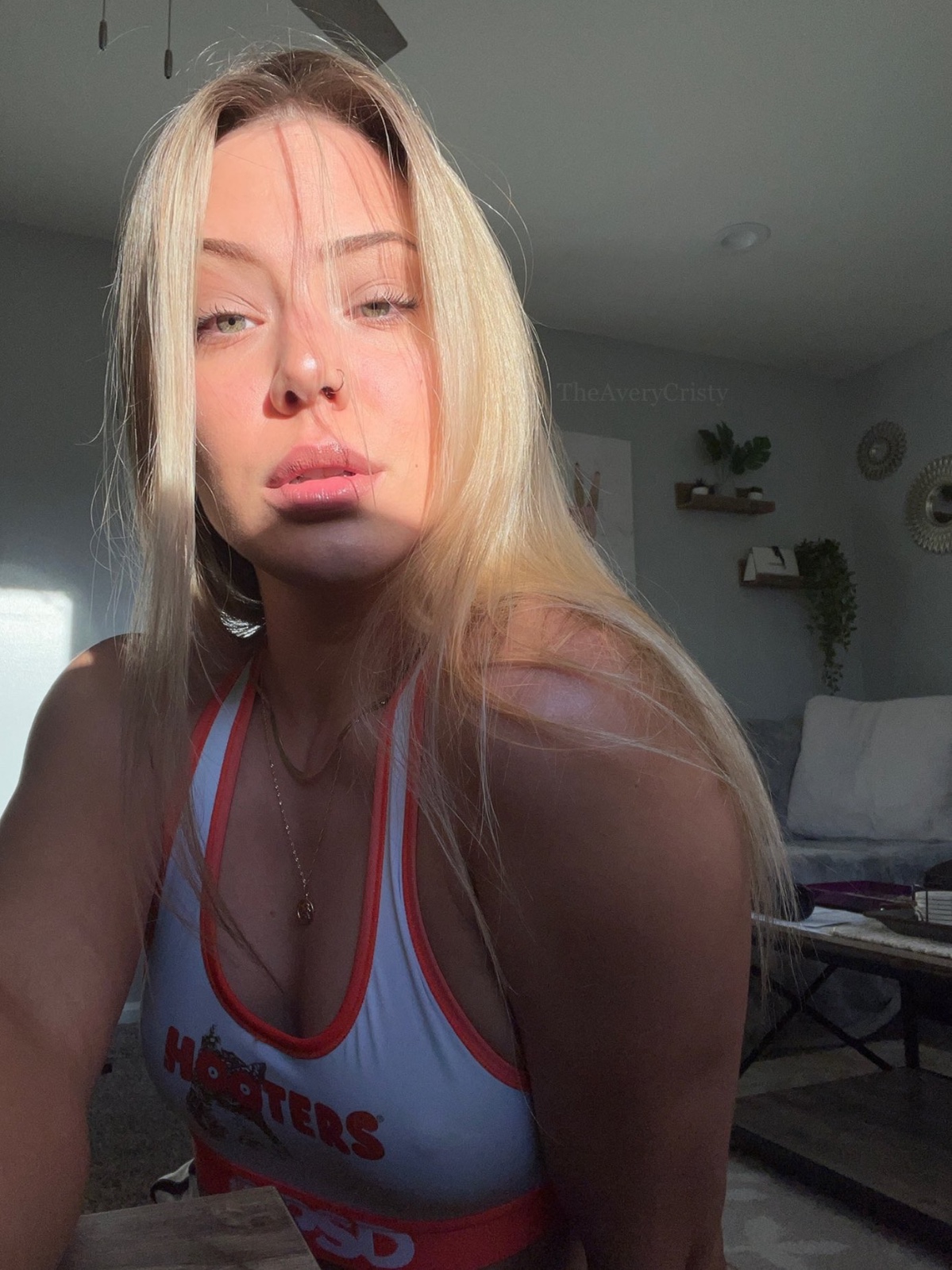 CLEAN,100% LEGIT AND UPSCALE BEAUTY AVAILABLE FOR HOOK UP INCALL & OUTCALLS FUN HIT ME UP ANYTIME!