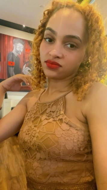 Hola🥰 soy Elisabeth 🤩 Bonita 😊 sexy 🫠 disponible en la zona🫠🥳