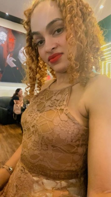Hola🥰 soy Elisabeth 🤩 Bonita 😊 sexy 🫠 disponible en la zona🫠🥳