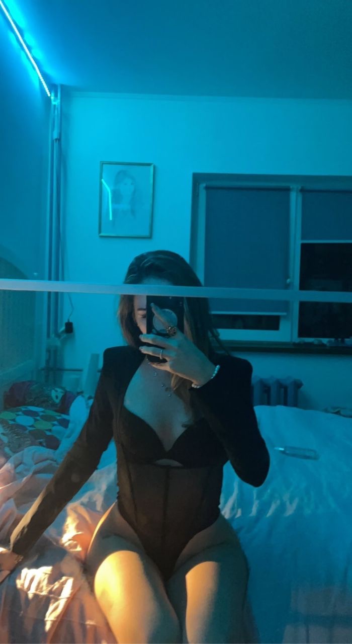 🍑I AM A HOT GIRL WITH CLEAN PUSSY AND TITS💋420 FRIENDLY 💝,READY TO FUCK HARDER 💯,SUCK, 🤩SENSUAL