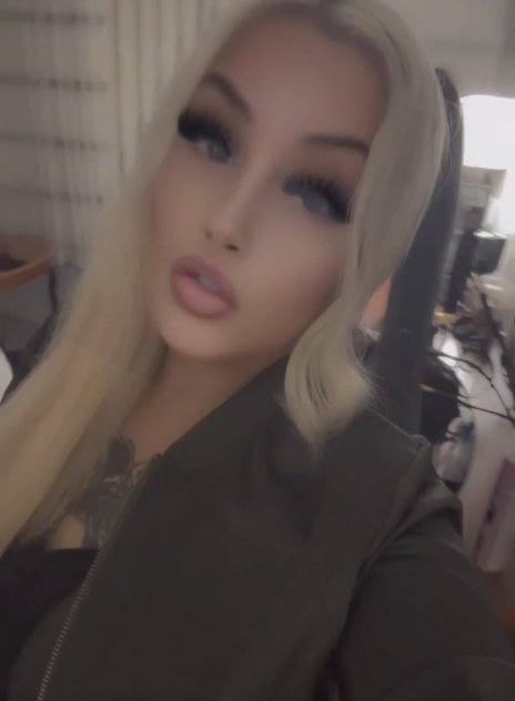 Platinum Blonde Hottie With A Smooth Tasty Body