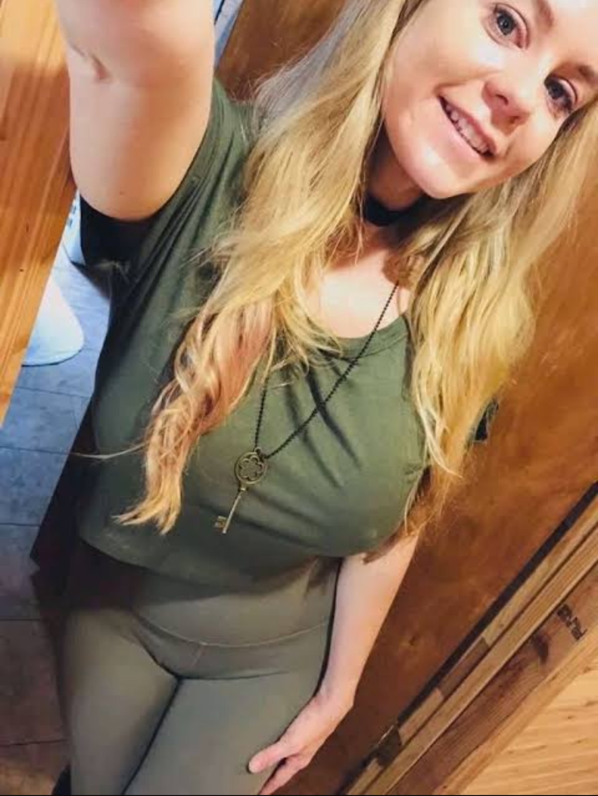 Are you looking for an Escort (I'm Available) +1 (724) 810 -2301