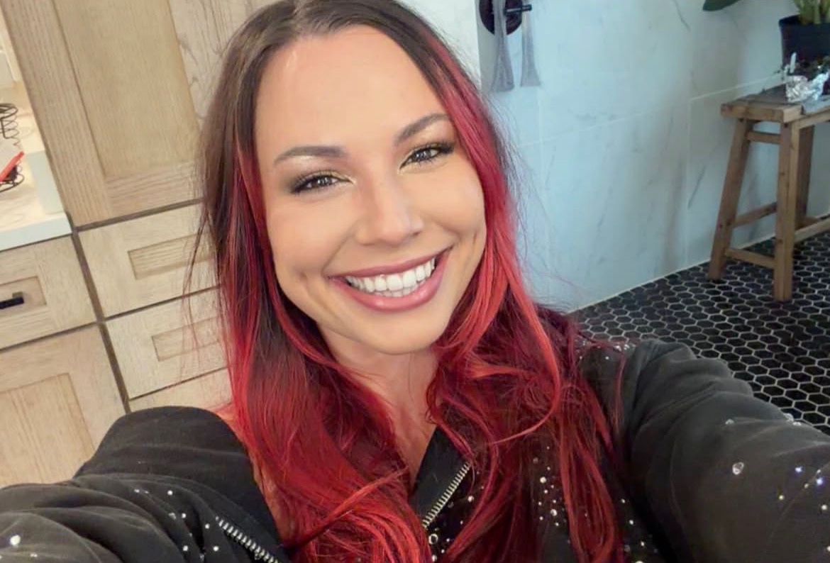 AVAILABLE FOR HOOK UP.   (Tele): JoansenSarah, whatsapp: ‪+1 (214) 400‑4090‬