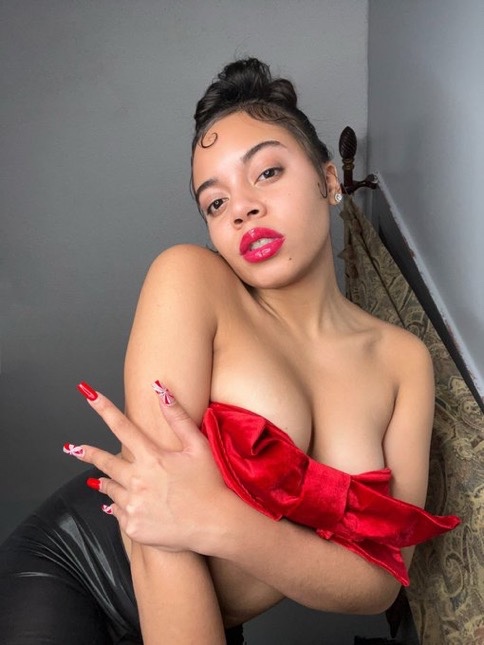 I’M Kate 💦❤️down to keep your company 💦 I squirt, offer massages , GFE 🥵👅💞💯 Contact me