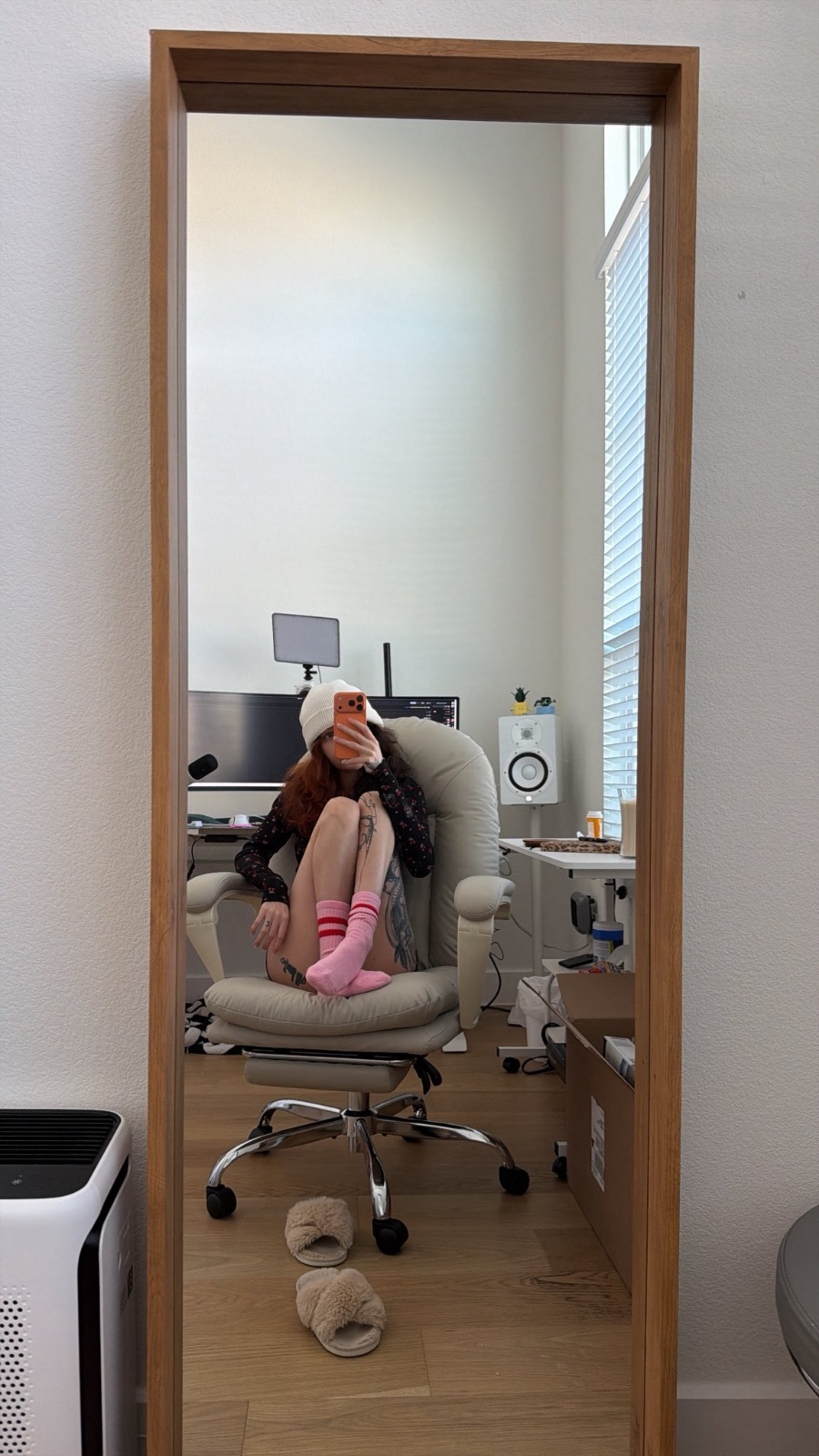 HMU  on telegram 🫰 at tamber322 or text me on my +1 281-609-0497 I’m down for fun only