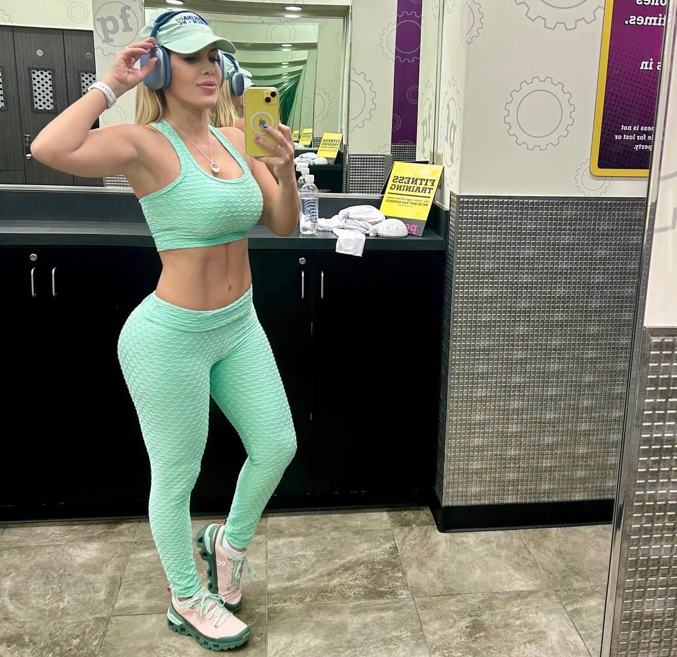 HOOKUP🍆🍆 💦 🍑🍑 💋FUNTIME AND CHILL⁉️ 💦🍆