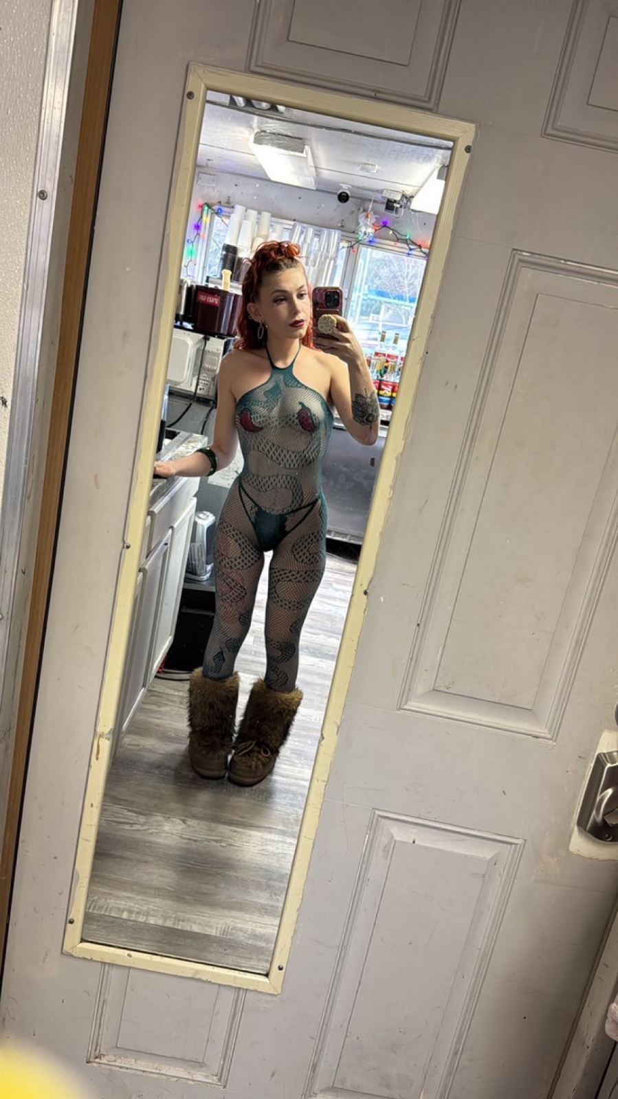 NAUGHTY RED HAIR 420 FRIENDLY 🥰IMESSAGE ONLY 3855615685