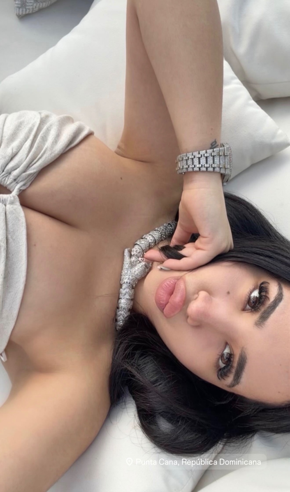 I'm Mellisa   😇💗, Available for both in call and out call service...