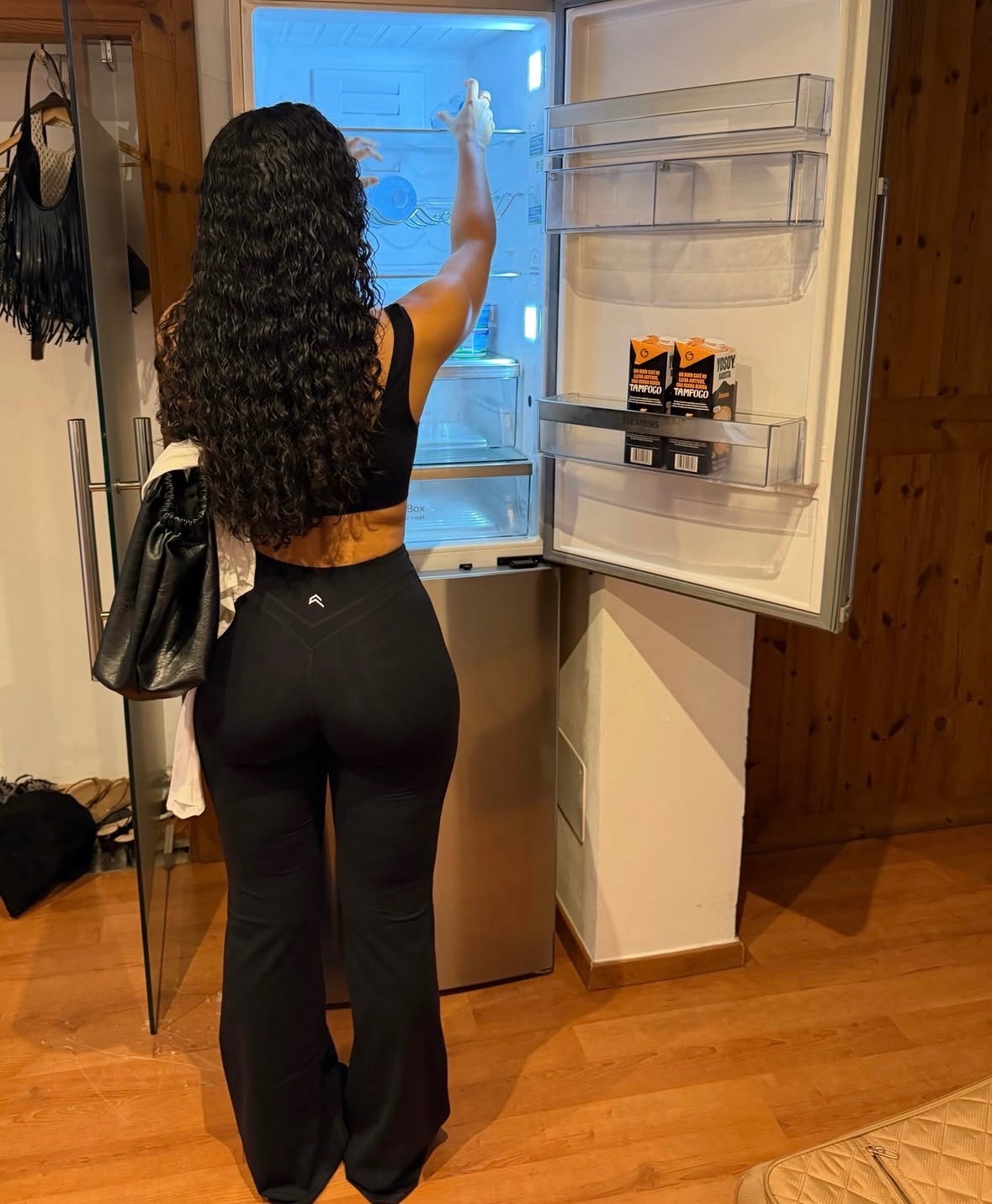 Darling💞i’m  always in a cheerful mood for fun text me💞💞😊