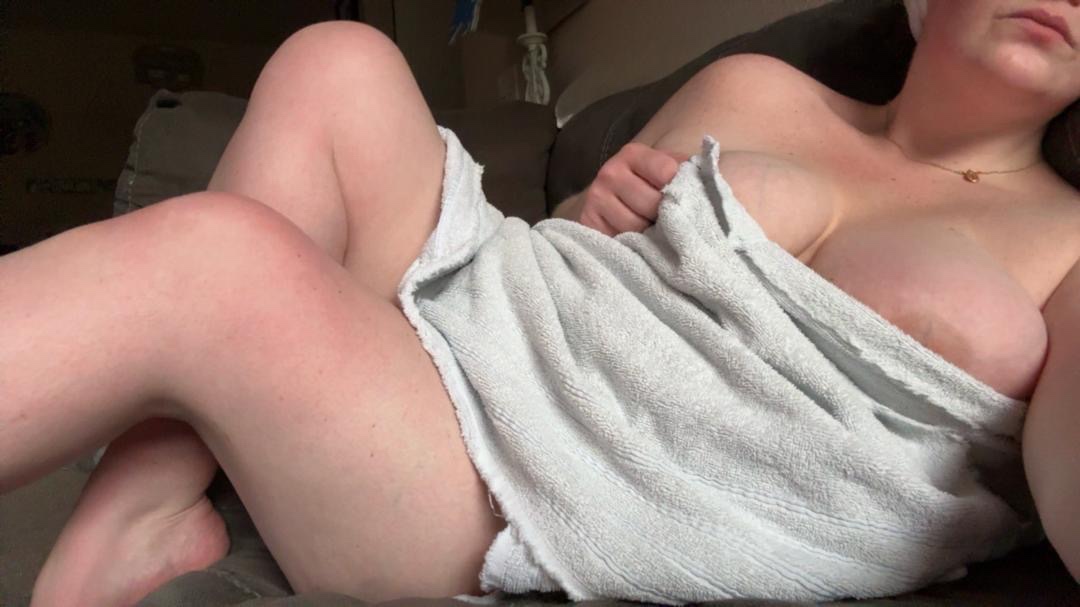 MY WET 💦💦 **** IS READY TO TAKE IN SOME GOOD HARD COCK THAT WANT SOME JUICES I OFFER "INCALL AND O