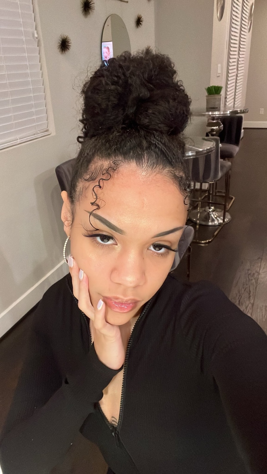 I’m down too Fuck 🍆🍑always available💦Text: +1-631-947-5268