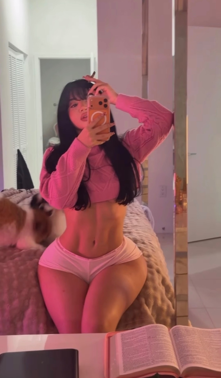 👑Pay To Play 🥰Let’s Hookup and have A Good Time🤯