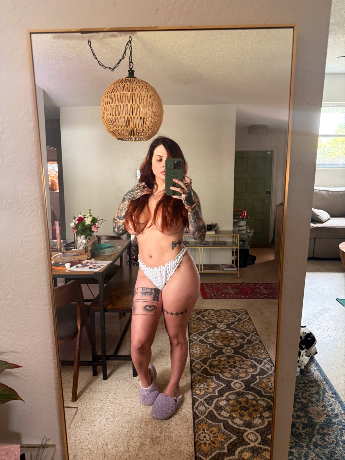 AM DOWN FOR MEETUP I’m a horny mature girl, I love squirting💦Wanna fulfill your widest sexual fanta