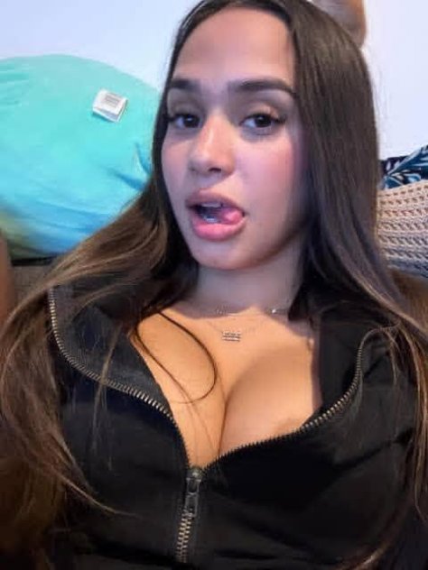 Hot lady is back in town ( FaceTime fun)and (hot content) meetup