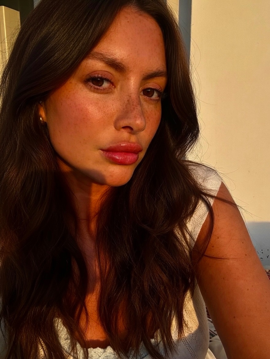 Charming, Classy & Unforgettable Company 💋