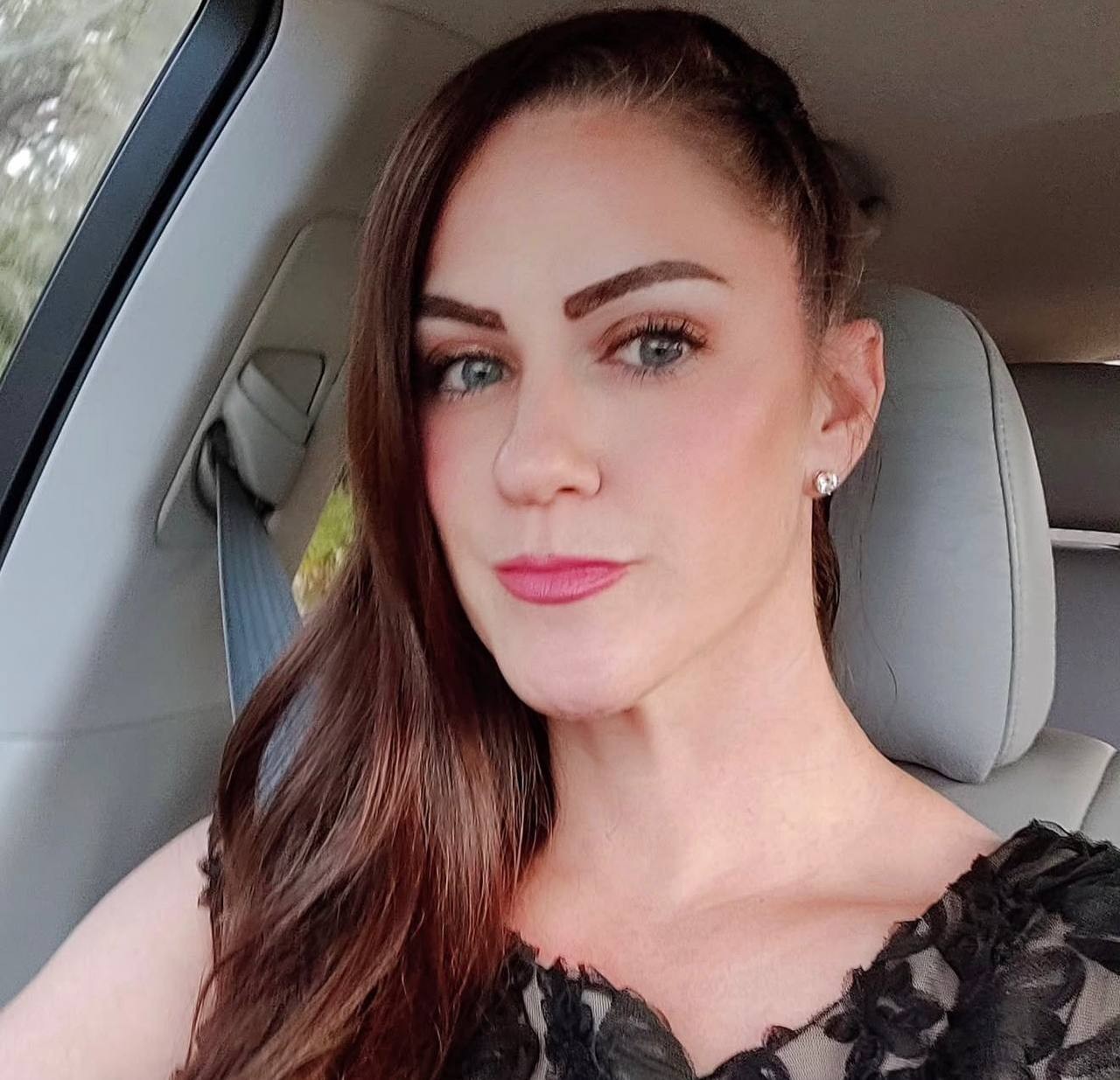 Mature milf availble for both incal and outcall sensual or normal massages