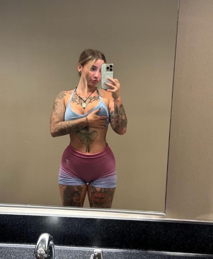 Escort Available for Massage 💆 & Hook up💦🍑