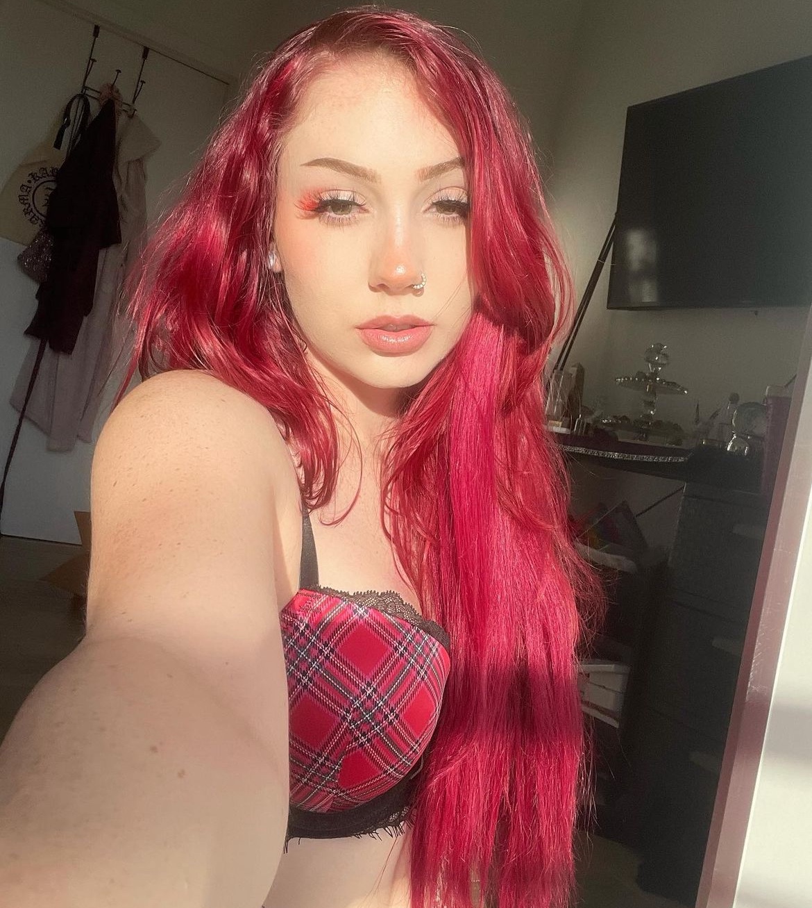 HORNY GIRL NEXT DOOR AVAILABLE FOR INCALL AND OUTCALL💦🥺TEXT ME ❤️ +18087430222